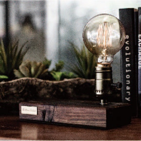 曙MUSE｜原木長型手機名片桌燈