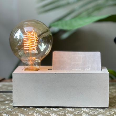 曙MUSE｜長方名片座水泥桌燈