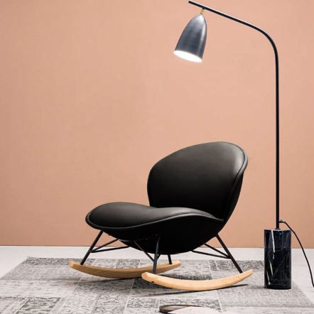 黑皮革單人沙發遙遙椅（請私訊官方）