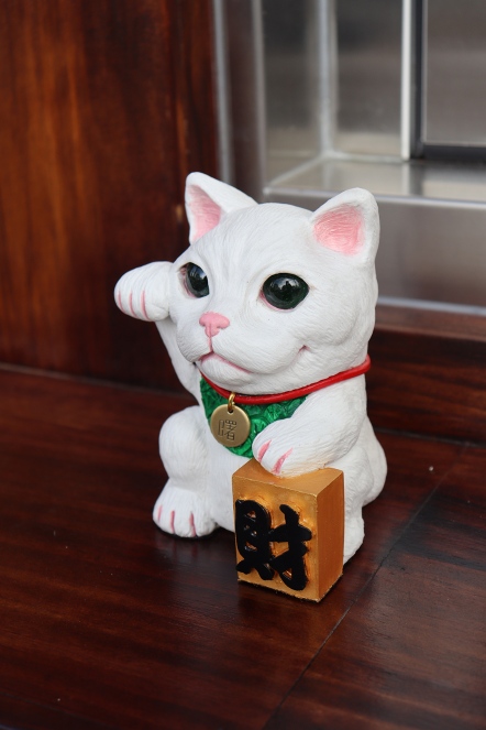 彩色招財貓擺飾